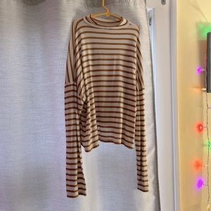 F21 cropped long sleeve size M